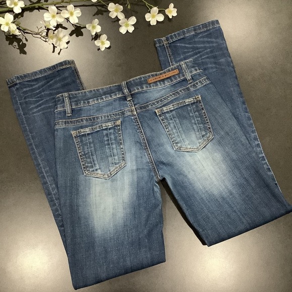 Standards & Practices Ripped Straight Leg Jeans Medium Wash Distressed Crinkle - Picture 6 of 16